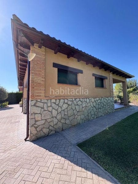 Foto a7ff0dfa-c2ed-4efa-a570-ac38ce4ed06b. Casa amb calefacció piscina a Boecillo