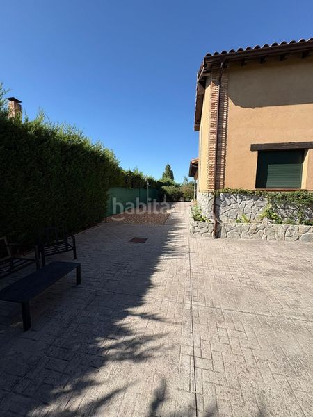 Foto ab13d10b-3bf4-4a6a-9ae2-e570d9c94a60. Casa amb calefacció piscina a Boecillo