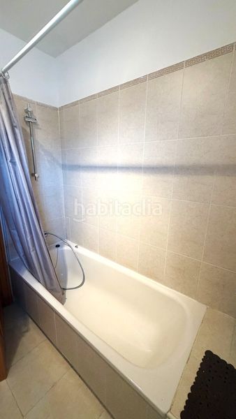 Foto 30c2d512-eedc-44a0-8ae5-5f27c461eab3. Casa adossada amb calefacció aparcament piscina a Boecillo