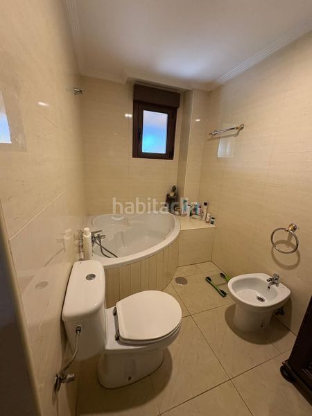 Foto 7dff02ee-6a42-4d21-8519-5659a64ab51d. Casa amb calefacció aparcament piscina a Laguna de Duero