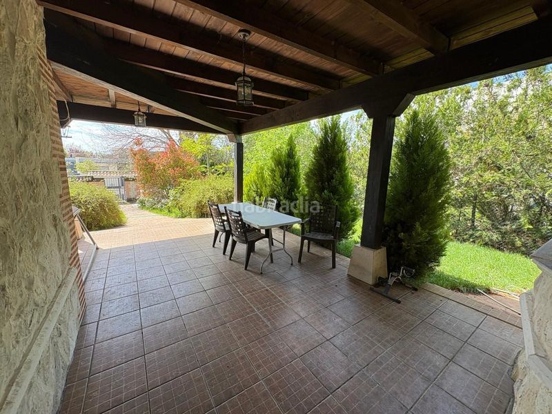 Foto c9809516-2ff0-49a2-89f9-e8be03e2319d. Casa amb calefacció aparcament piscina a Laguna de Duero