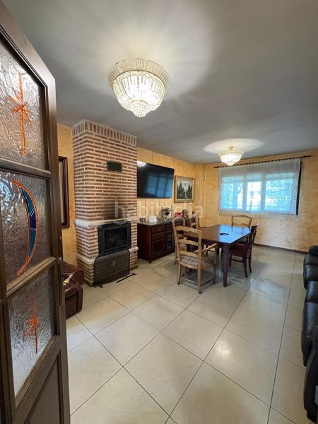 Foto fe2a425b-6425-4828-a3b1-bbff93442622. Casa amb calefacció aparcament piscina a Laguna de Duero
