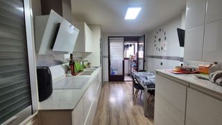 Appartamento  Diego velazquez. Amplio piso en cistérniga con 3 dormitorios, 2 baños, piscina co