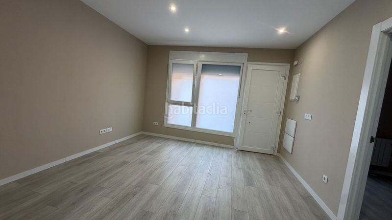 Foto cf13ea7d-d7d0-468a-a7c9-7850f645941c. Apartament amb calefacció a Pajarillos Altos Valladolid