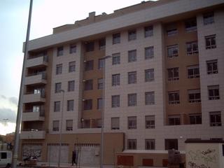 Aparcament cotxe a Avenida don juan de borbon 55