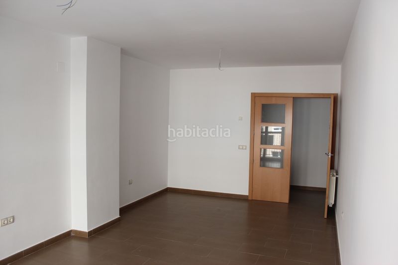Foto a3702347-47e4-4022-a623-f220d23f1307. Piso 101m<sup>2</sup> en calle salcillo 4 en Hellín