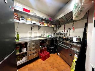 Local commercial à Mas Baell-Can Carbó. Local en venta en lloret de mar