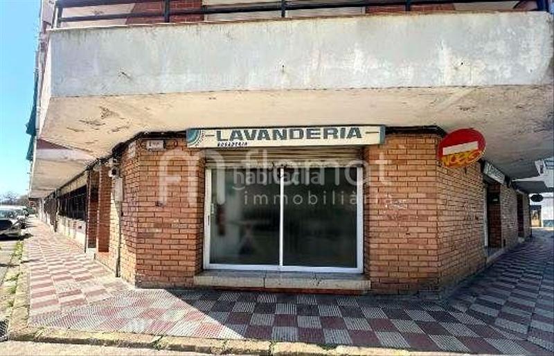 Foto 03f495d1-a12c-45da-b51d-09ab6638f3c6. Local commercial dans La plantera Blanes