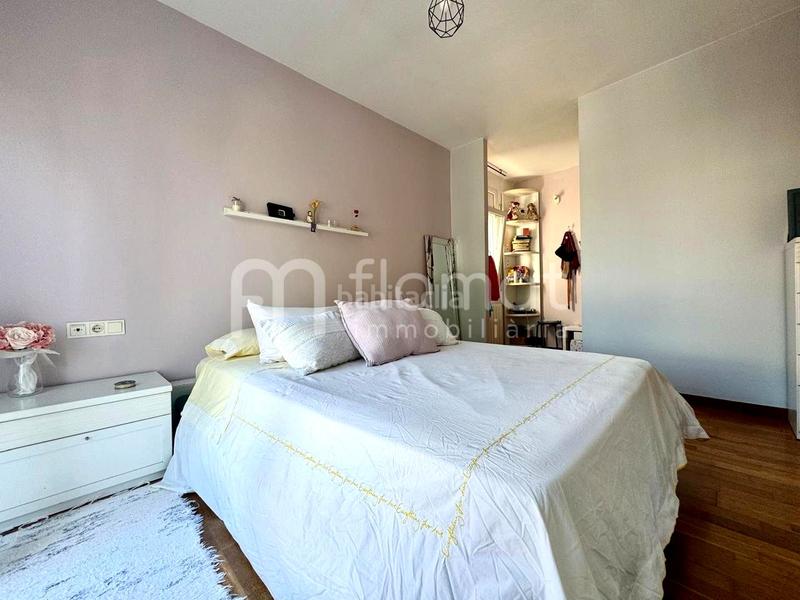 Foto 8f5a7f0d-7f8e-4208-b009-cba644df9d0b. Casa  en venta en residencial Blanes - vistamar Blanes