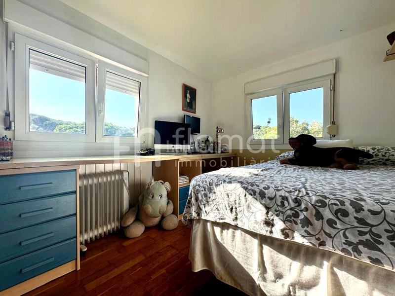 Foto a4cb438e-8808-43ee-8709-29a6b33109fd. Casa  en venta en residencial Blanes - vistamar Blanes