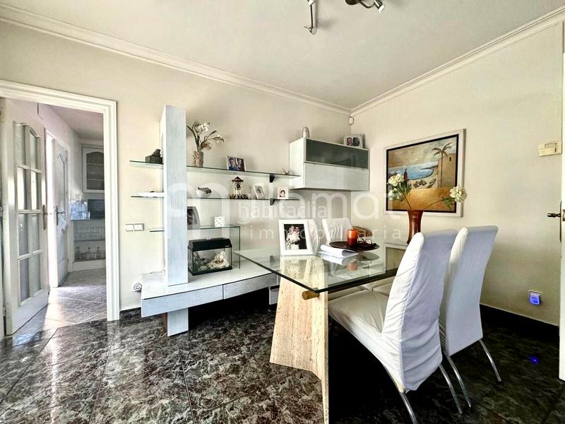 Foto 1f7fc2dc-e06b-46e7-bd8d-0c487dd994ec. Casa  en venta en Riells i Viabrea