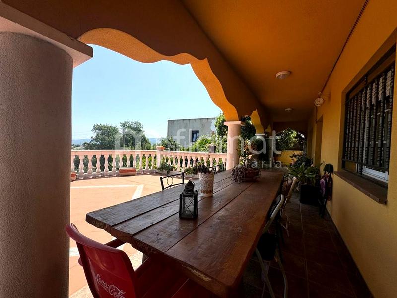 Foto eb18d5ed-6763-4863-a77a-1734eea14793. Casa  en venta en Riells i Viabrea
