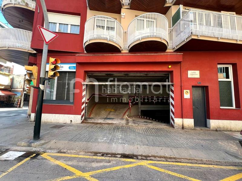 Foto 3cad4766-2f54-4cf6-8b89-9aa52191709d. Posto auto in Centre Blanes