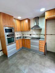 Pis a Centre. Se vende piso en blanes
