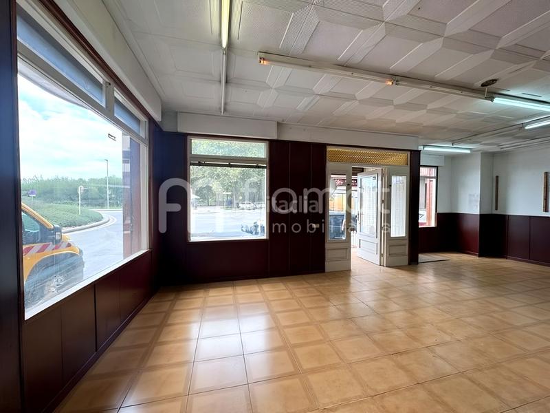 Foto 19f1862e-0438-4528-9a92-807d44b6d139. Local commercial dans La plantera Blanes