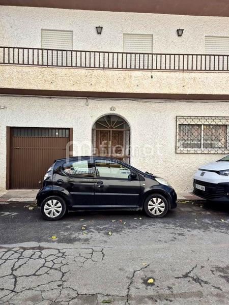 Foto b91dd510-7149-4907-af62-f4412627ab3d. Semi detached house with parking in Ayuntamiento Alhendín