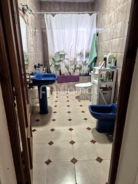 Foto d3ca9d59-d43a-41c8-98e5-02afb0891895. Semi detached house with parking in Ayuntamiento Alhendín