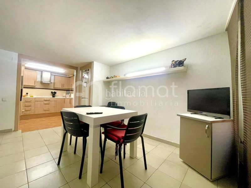 Foto 4769b118-63e0-47c7-a65d-805385f76e91. Casa adossada a Centre Blanes