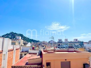 Reihenhaus in Centre. Se vende casa en blanes
