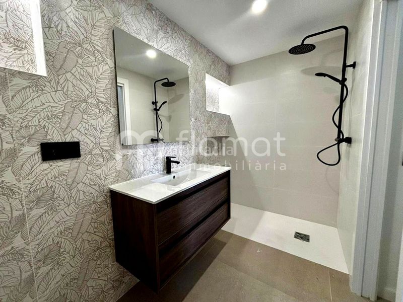 Foto 04bd39c1-3877-4926-814f-fb6f02f5e3d9. Casa adossada amb aparcament a Mont Ferrant-Joan Carles I Blanes