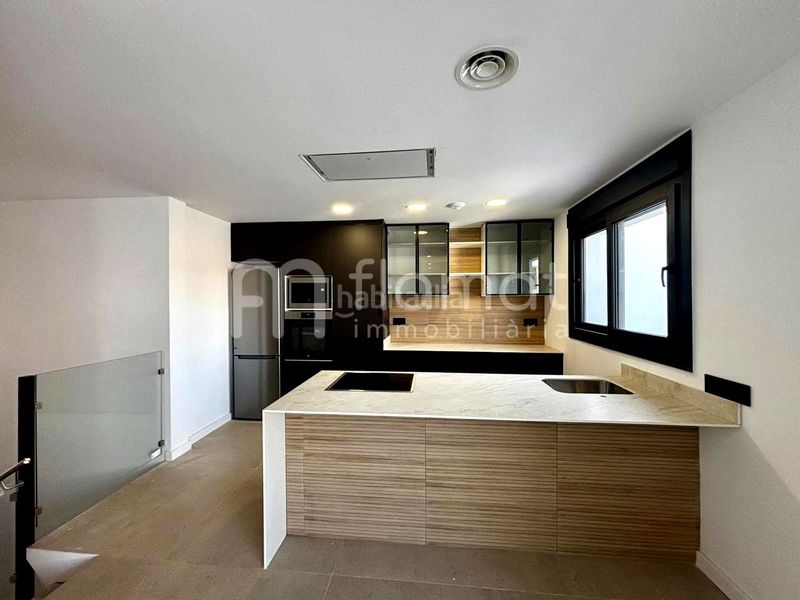 Foto c7599715-725e-46b3-8d11-06ff18ccc56a. Casa adossada amb aparcament a Mont Ferrant-Joan Carles I Blanes