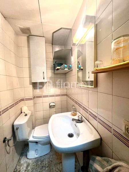 Foto 0f8befb0-7a45-430a-a708-8c24615bbca4. Local comercial a Els Pavos Blanes