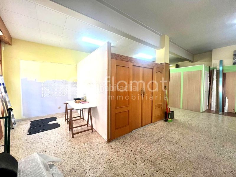 Foto f9a09851-d978-4f6e-b3b1-905b6752b518. Local comercial a Els Pavos Blanes