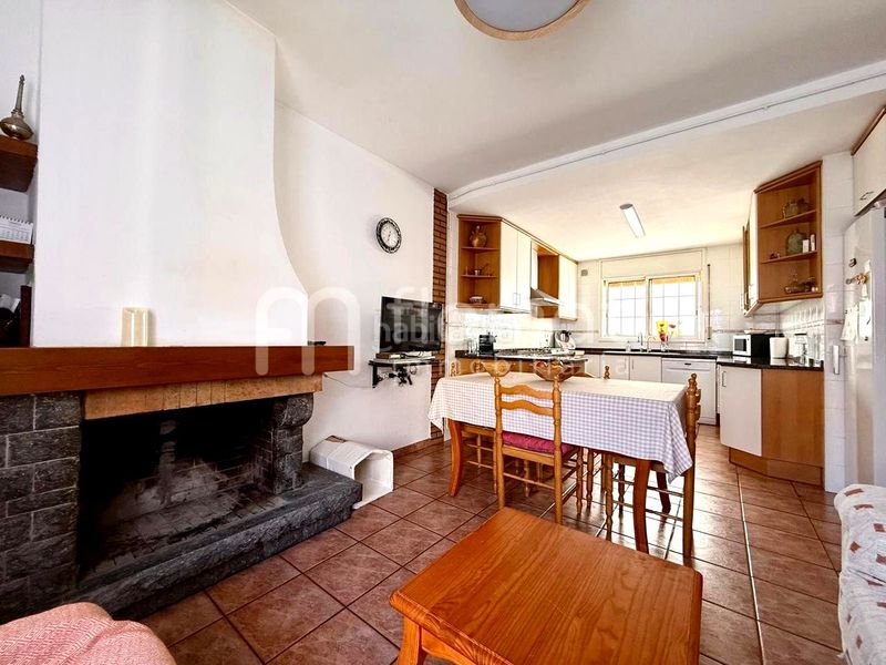 Foto 02c95082-a92f-40d5-a718-15dae3c3f8ca. Duplex avec chauffage parking dans Mont Ferrant-Joan Carles I Blanes