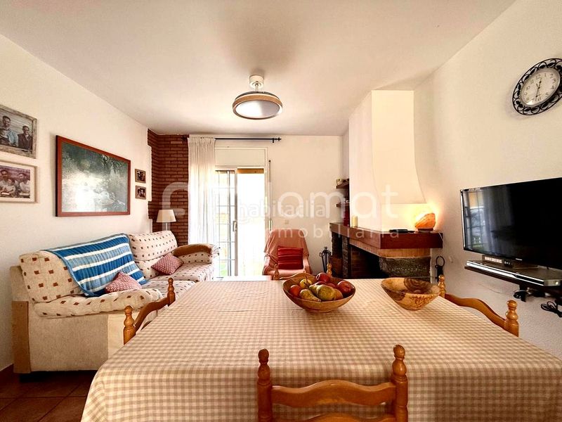 Foto 104223f4-f5ce-4192-a4e8-fff79061db13. Duplex avec chauffage parking dans Mont Ferrant-Joan Carles I Blanes