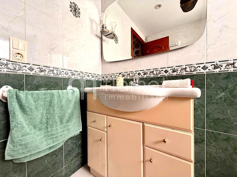 Foto 28a81a6d-a14b-45a4-932a-25388e277925. Duplex avec chauffage parking dans Mont Ferrant-Joan Carles I Blanes