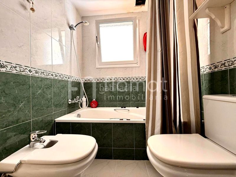 Foto 3a50c56a-be7d-47d0-a941-3dfe5354c11b. Duplex avec chauffage parking dans Mont Ferrant-Joan Carles I Blanes