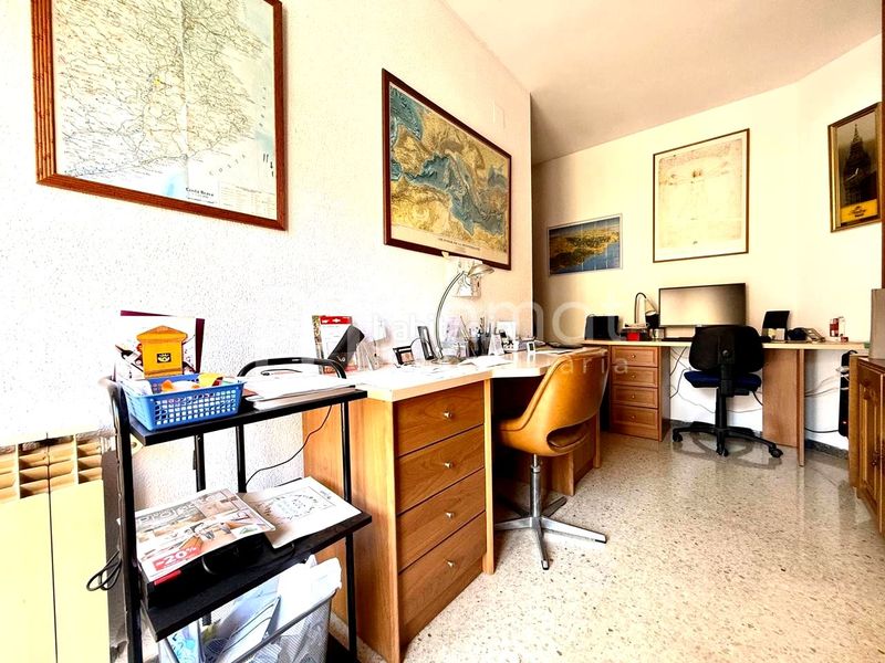 Foto 96b2cd1a-2428-48e8-b549-ee6777b4828a. Duplex avec chauffage parking dans Mont Ferrant-Joan Carles I Blanes