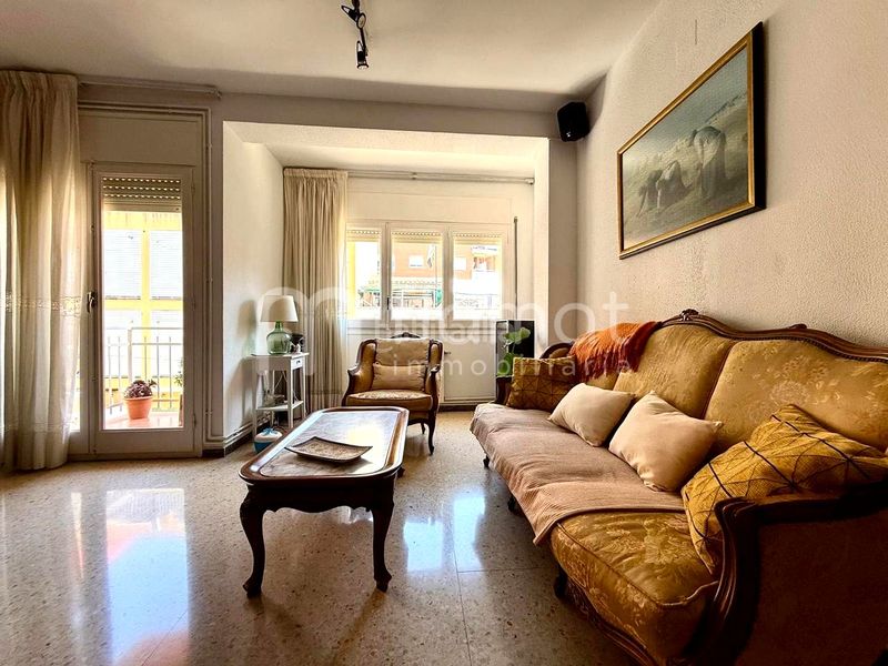 Foto bf485332-cb0c-4a7c-8da6-44849ff8970b. Duplex avec chauffage parking dans Mont Ferrant-Joan Carles I Blanes