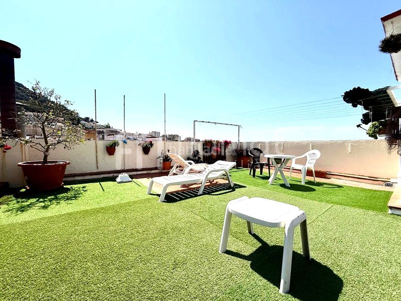 Foto f1fe94b6-a6ad-44e0-a60b-6f0a7abc9146. Duplex avec chauffage parking dans Mont Ferrant-Joan Carles I Blanes