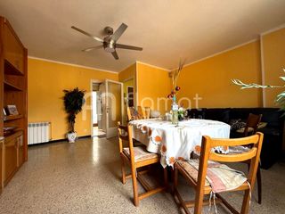 Flat in Mont Ferrant-Joan Carles I. Se vende piso en blanes