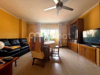 Flat in Mont Ferrant-Joan Carles I. Se vende piso en blanes