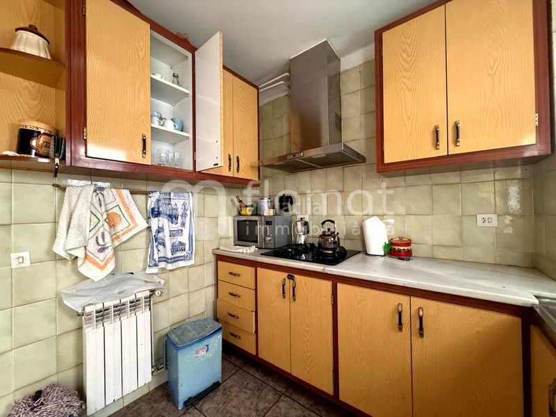 Foto d77bea37-48f6-4993-973e-531f1a1d8de5. Piso se vende piso en Mont Ferrant-Joan Carles I Blanes