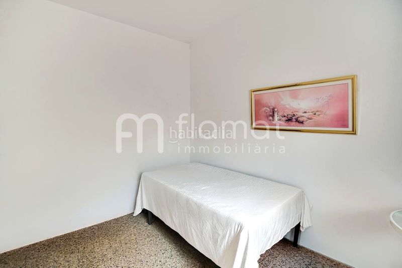 Foto 21df2981-9bad-487f-b991-283fe9fdf124. Pis a Els Pavos Blanes