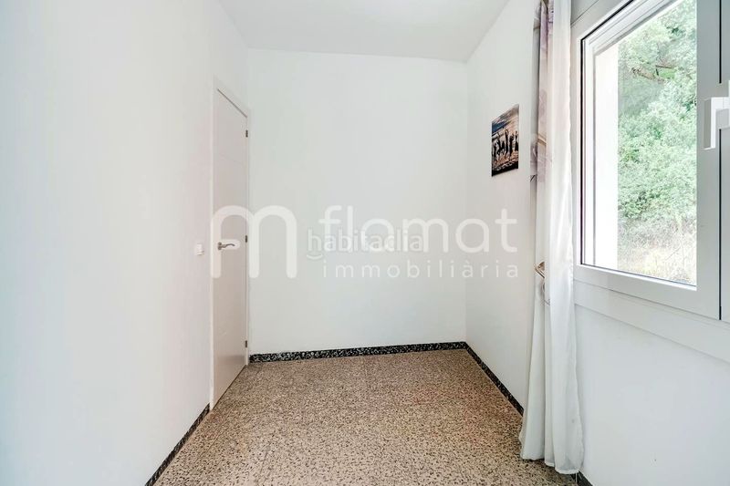 Foto 2a215543-3c84-460d-a819-c9191a21d73f. Pis a Els Pavos Blanes