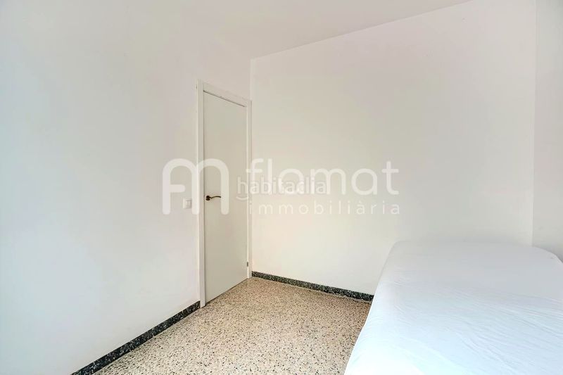 Foto 2d073483-3b04-46bc-914d-1d975174c252. Pis a Els Pavos Blanes