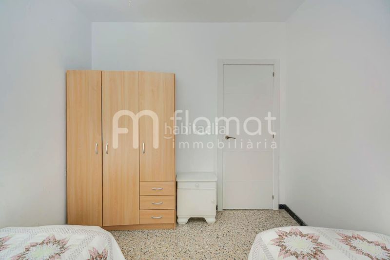 Foto 5b59bbb3-9921-4a5d-ae33-352d72b57655. Pis a Els Pavos Blanes