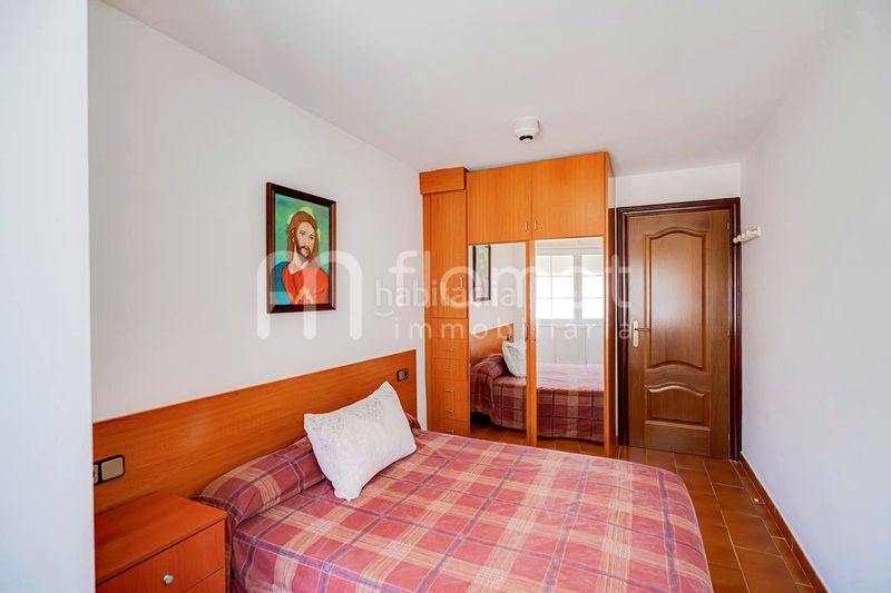 Foto 11c39038-b073-4586-af1e-c75cf9c89edf. Casa amb aparcament a Centre Blanes