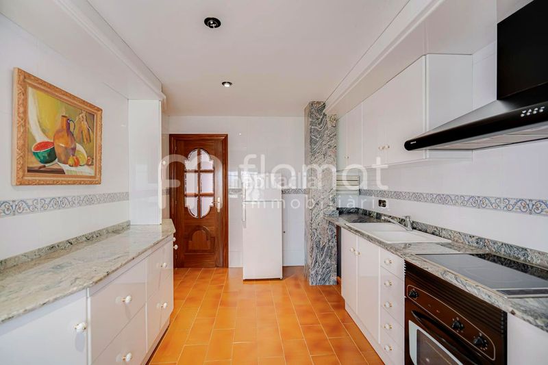 Foto 4cfb96a1-7698-41d5-a21f-243ae5b6f035. Casa amb aparcament a Centre Blanes