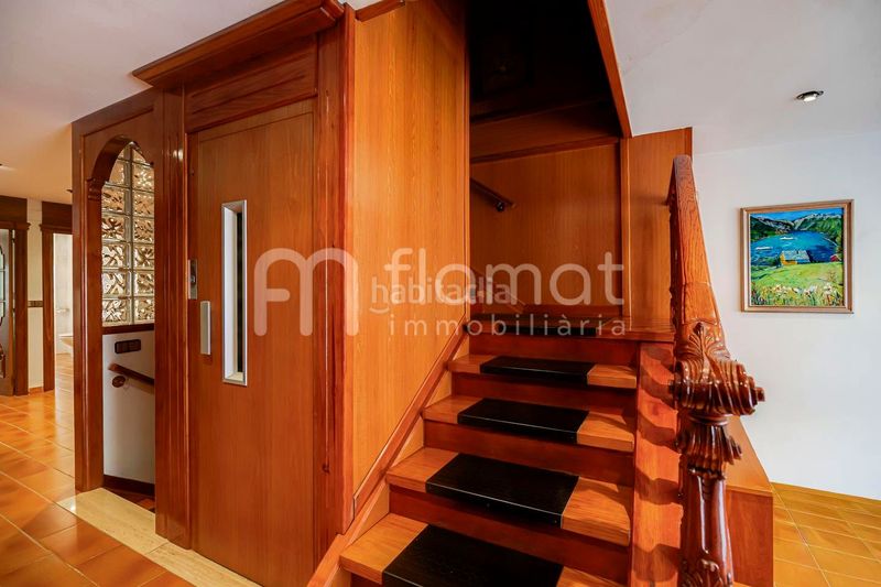 Foto 93bd3e7a-1e51-4a5b-9b58-1319e39e7e2b. Casa amb aparcament a Centre Blanes