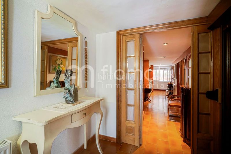 Foto e1d45996-3609-4904-9b17-7e86d83d3ce3. Casa amb aparcament a Centre Blanes