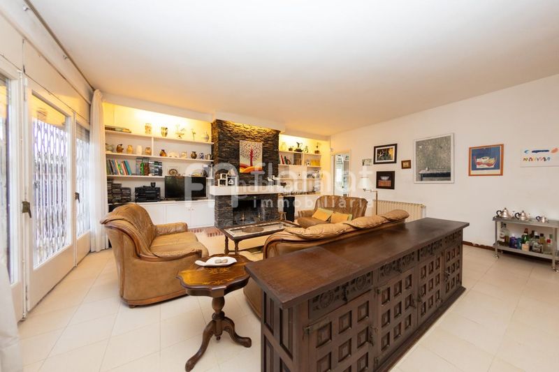 Foto 1d46bbba-d5a0-4e72-b8eb-1ad5a375bffc. Casa  en venta en Montgoda Lloret de Mar