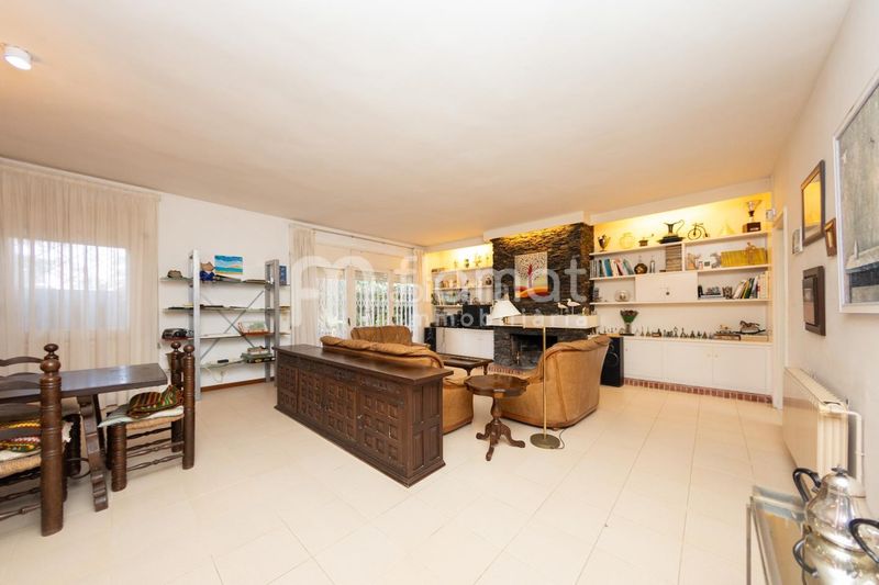 Foto 99b06304-bb27-4078-a518-22a8afe90543. Casa  en venta en Montgoda Lloret de Mar