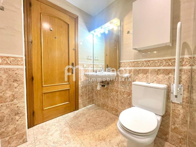 Foto 3c69aa53-6c79-4a8f-be00-026971397efc. Pis a Centre Blanes