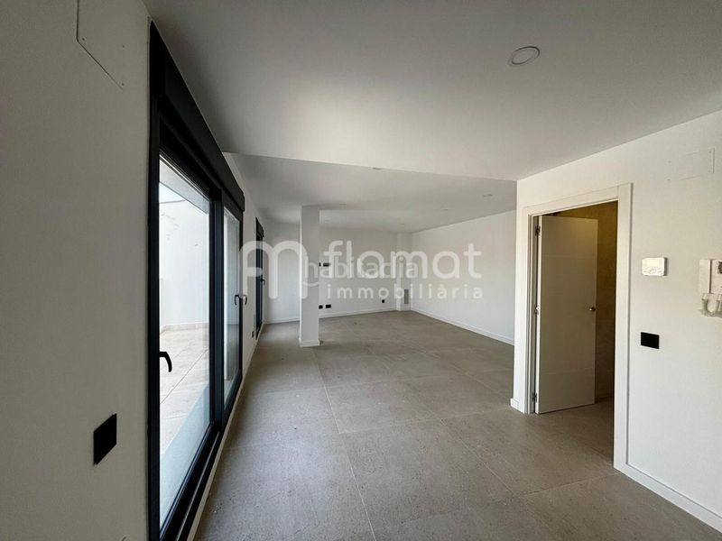 Foto bda50044-16df-42ba-944a-66368e657877. Casa  en venta en Mont Ferrant-Joan Carles I Blanes