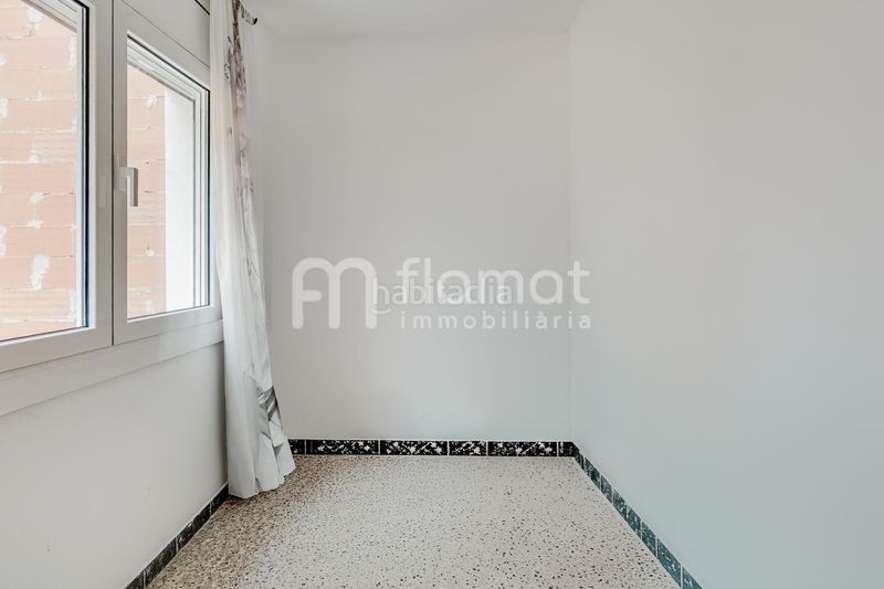 Foto ad6ccde0-bb9b-48be-890a-a2f7832fd7c4. Pis a Els Pavos Blanes